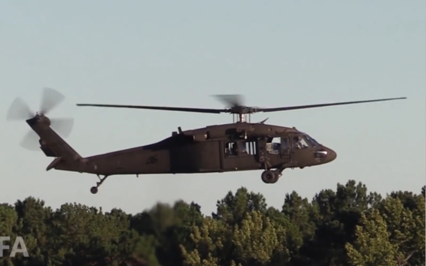 【直升机鉴赏】4K原声  美军黑鹰UH-60多用途直升机大混剪！