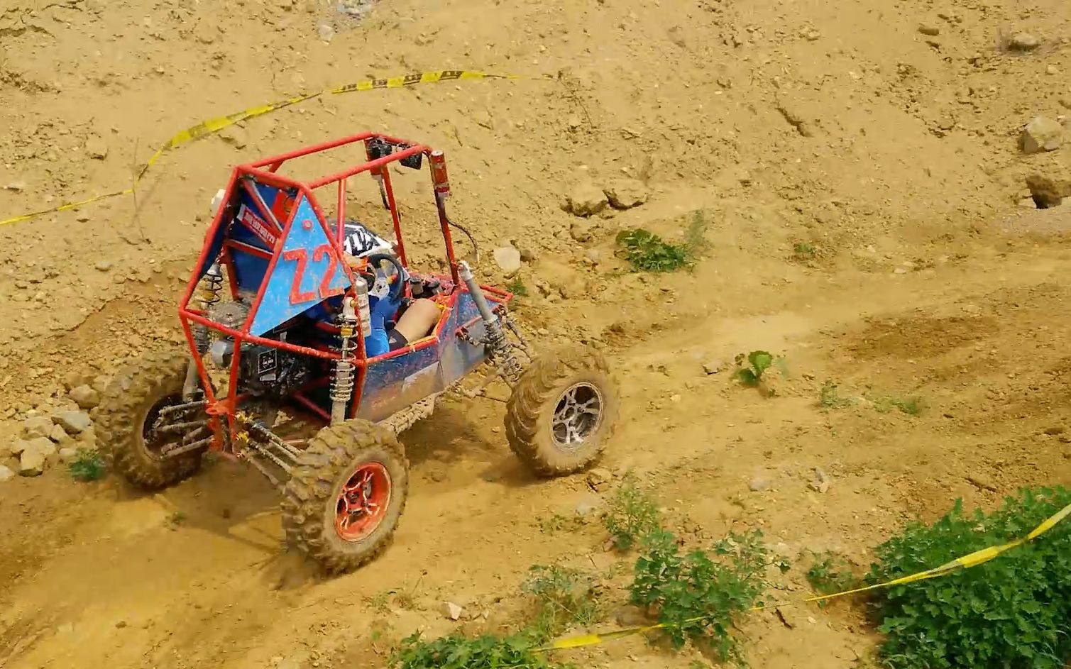 【BAJA】骐骥车队 在自己搭建的赛道上练车 2018