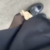 风太大了，袜子都吹跑了