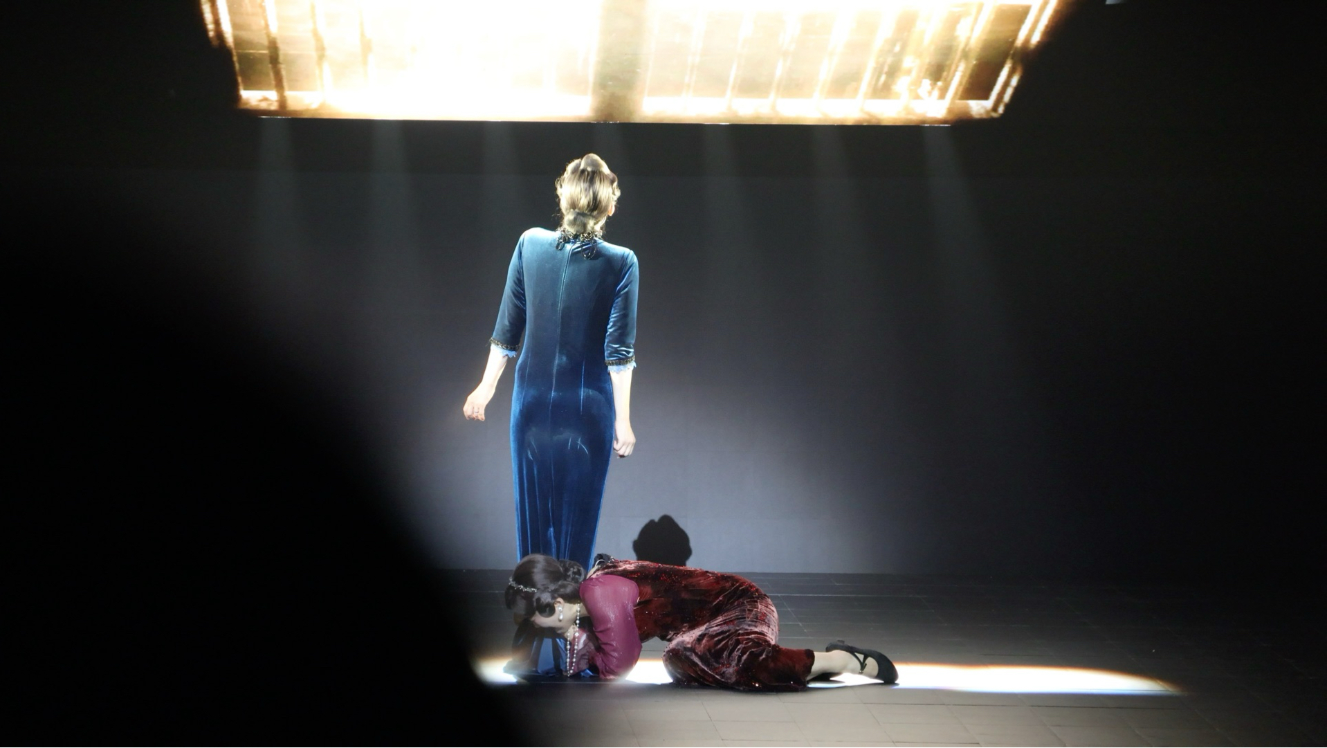 请用爱将我掩埋