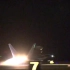 F-22夜间开加力燃烧室起飞，像火箭一样