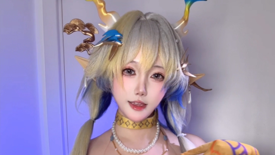 【明日方舟cos黍】最后一条存货了