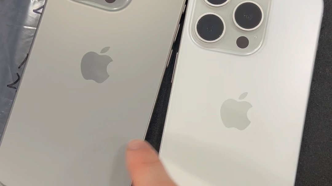 苹果15pro什么颜色好看？15promax原色钛和白色钛颜色对比。iPhone15pro推荐买什么颜色？二手15pro宁波哪里买便宜靠谱苹果15pm蓝色钛真机