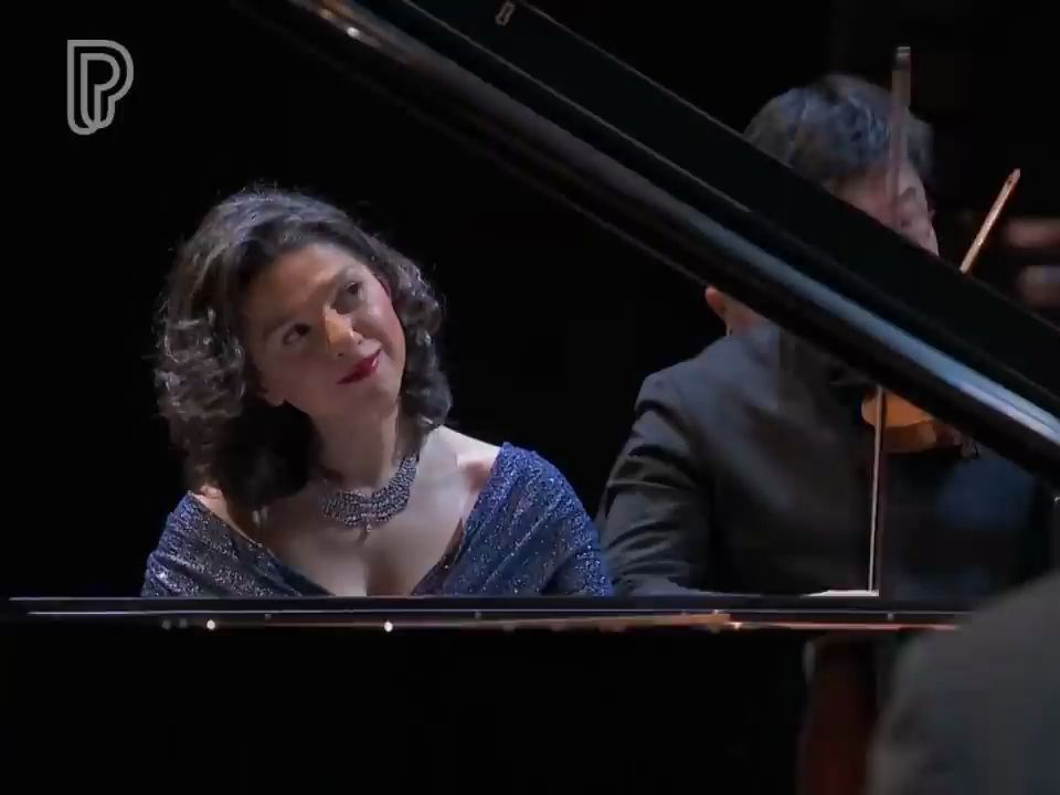 柴可夫斯基第一钢琴协奏曲——“风华浊世 琴坛尤物”卡蒂雅·布尼亚季什维莉