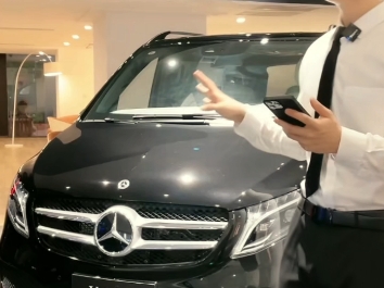 奔驰天天 大长腿小鲜肉 6.19