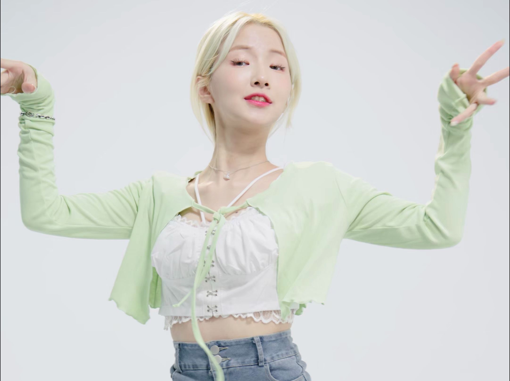 徐英 Dolphin 220504