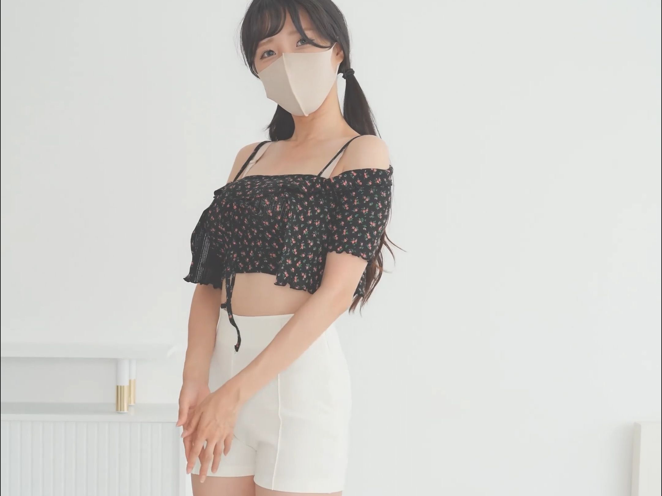 Miss glamdivv's petite and cute outfit