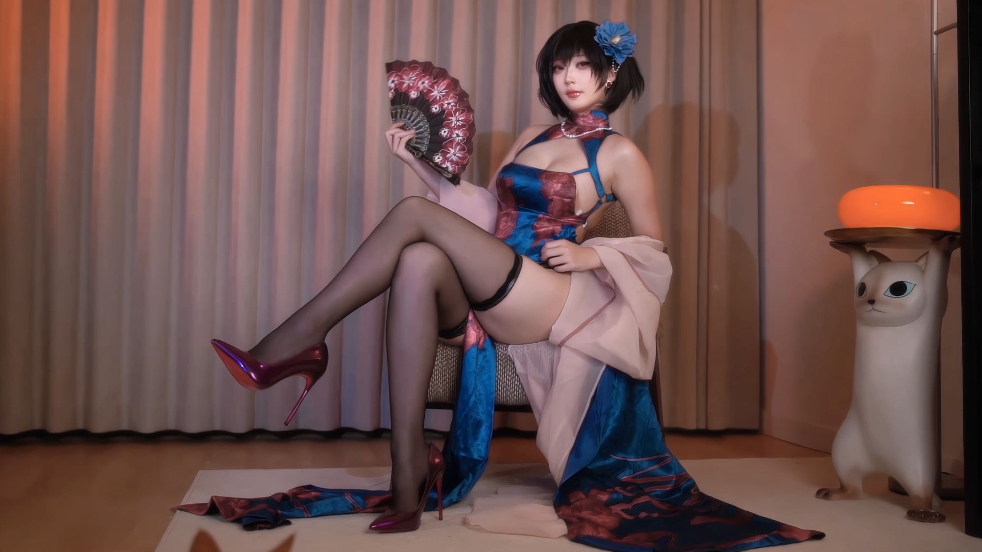 相机买了 摄影学了 coser女友上哪找？