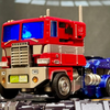 [按键式]Takaratomy3月 日版固定底座自动变形带语音变形金刚KS-01 擎天柱 35200日元 玩家变形过程