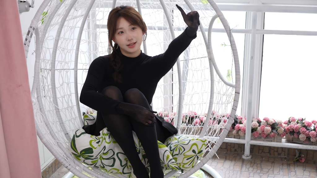 【袜啵啵香菜】这算反差了吗？