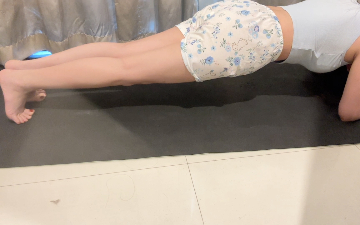 Plank support day47, who ordered bare legs, remember to one click three pieces yo