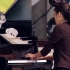 16岁的华裔天才少女Yannie Tan钢琴演奏神同步《猫和老鼠》插曲，这个琴技真的是要跪了[跪了][跪了]