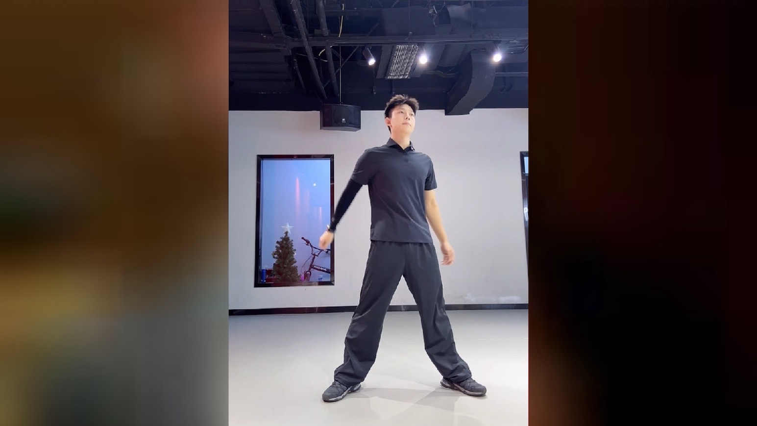 ScreenRecording_06-21-2025 18-11-47_1