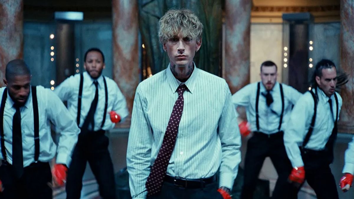 『中字』看枪爷跳舞啦！mgk 新单 - vampire diaries (Official Music Video)