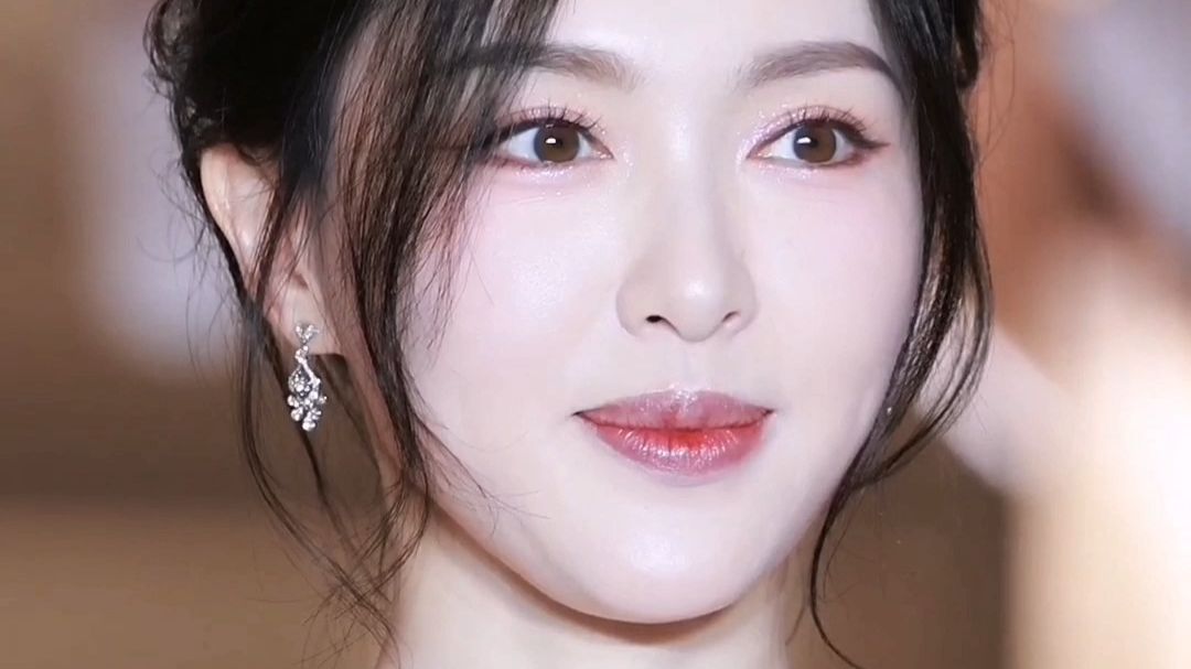 唐嫣】活动现场怼脸生图真甜2