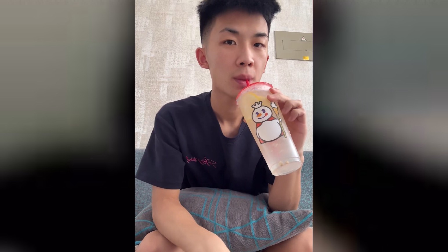 ScreenRecording_06-23-2025 15-06-51_1