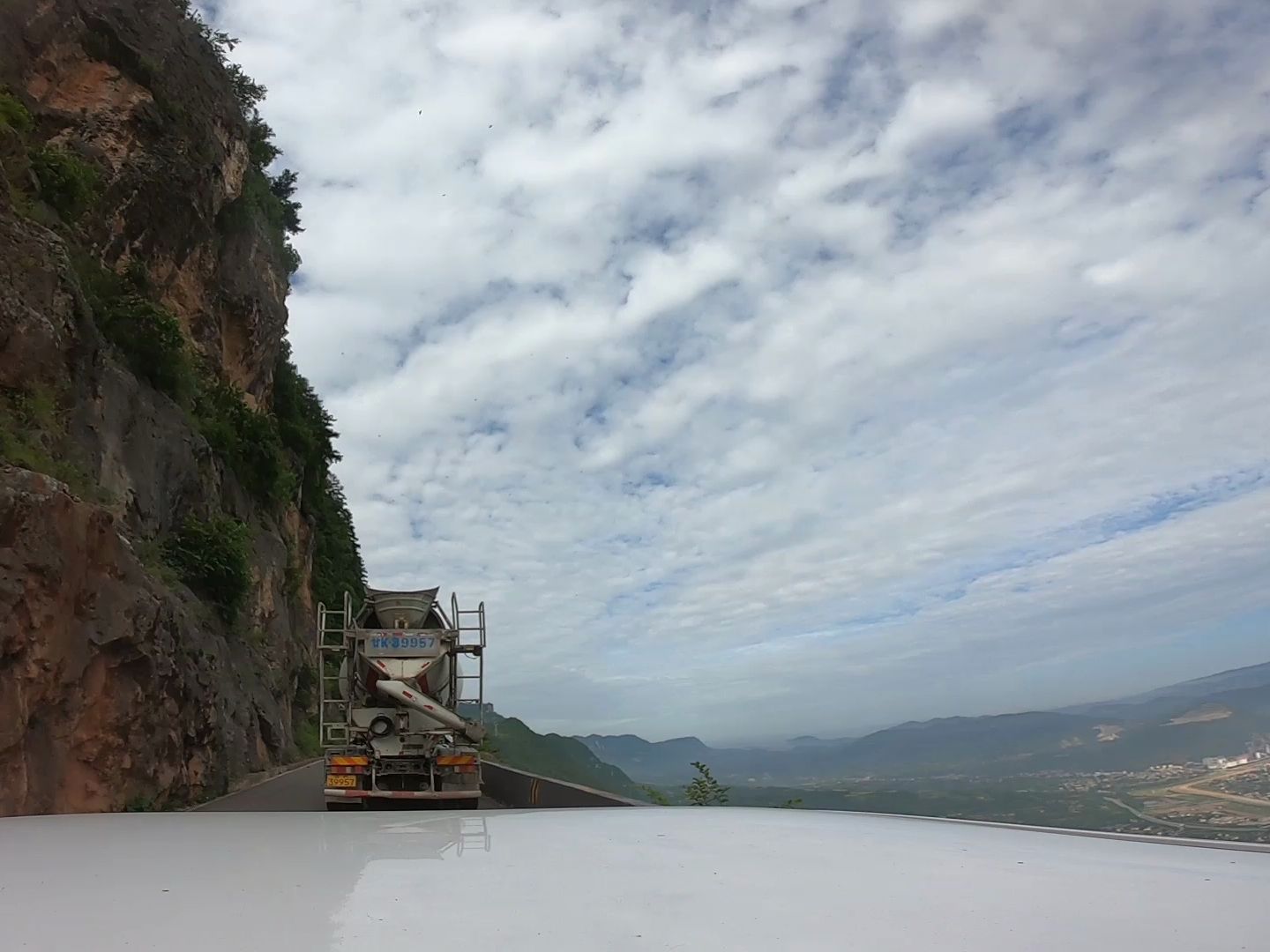 【陇南成县鸡峰山景区】上下山车顶视角|GoPro超广角