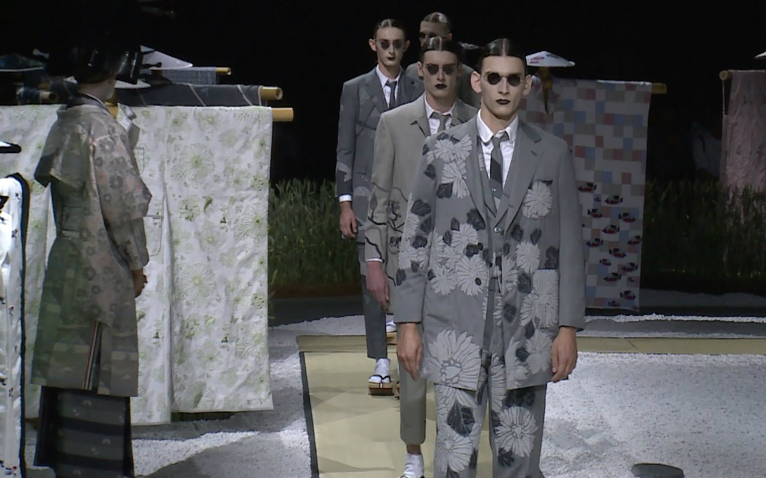 【vs字幕组】thom browne 桑姆·布朗尼2016春夏男装秀·全场高清