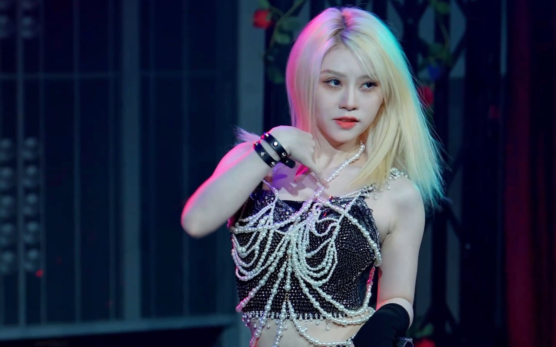 He Yang Qing Qing] "Posion Kandy (Phantom)" [5 Camera] 『230903 Birthday Performance』 Vertical Focus [4k60p]