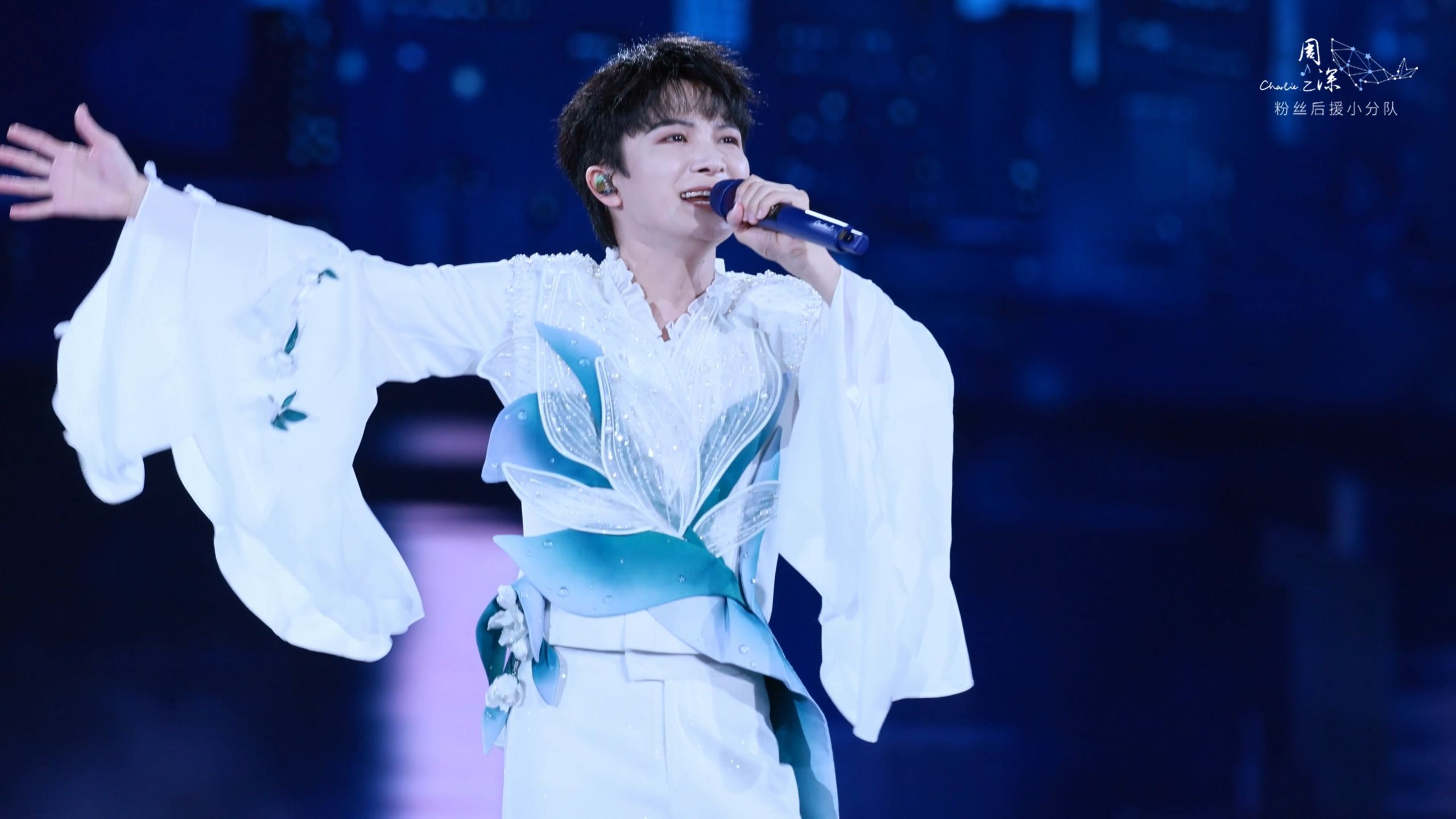 【周深】深圳演唱会限定曲《好风起》【周深2025深深的巡回演唱会·深圳站Day2】_4K饭拍