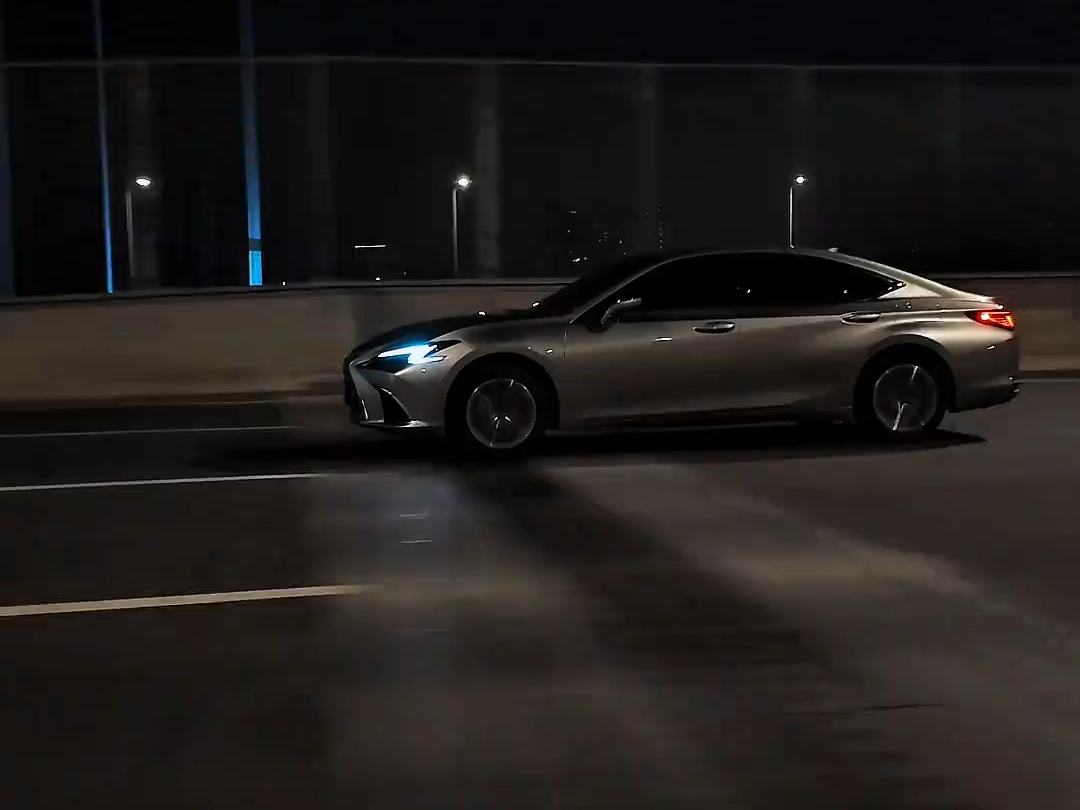 雷克萨斯ES怎么样