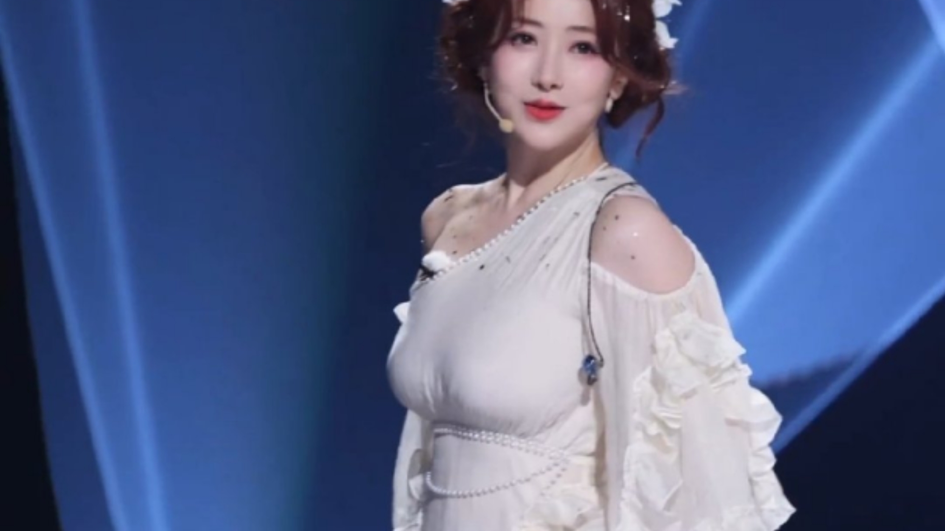 陈紫函阿姨 挺拔的身躯