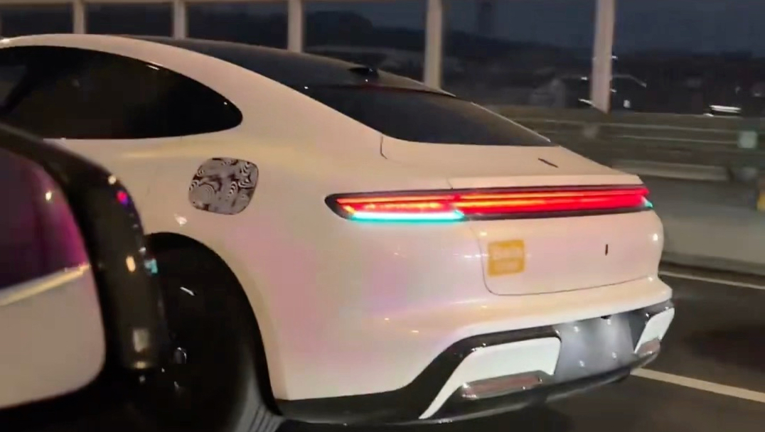 尚界Z7，Z7T所有外观颜色实拍视频合集，共计10种外观颜色可选择，创造了鸿蒙智行的历史。