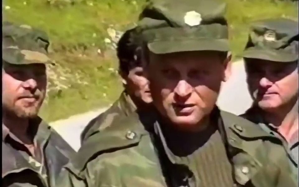 【中波双语】Rodoljub Roki Vulović - Pjesma o Mauzeru