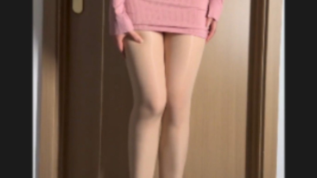 Flesh-wrap dresses are awesome.