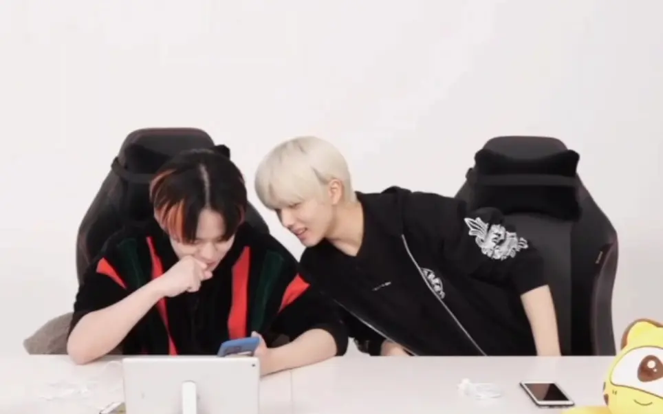 这就是划内最稳cp的双人直播吗