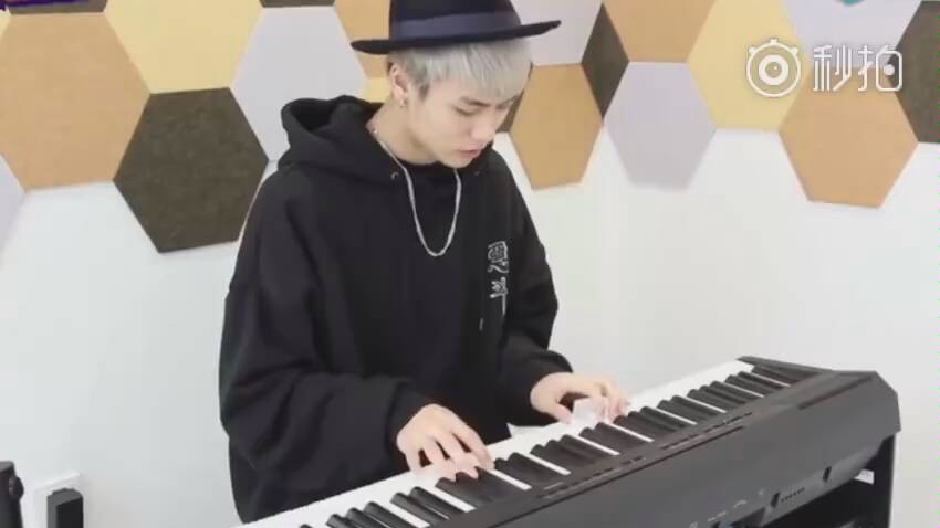 林彦俊小橘弹唱Say something.苏炸!