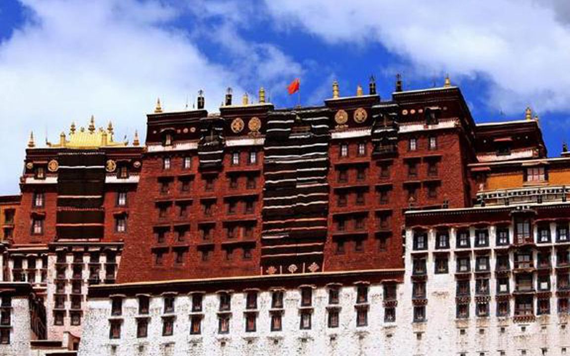 布达拉宫供奉着所有达赖的灵塔，为何独缺了六世达赖仓央嘉措