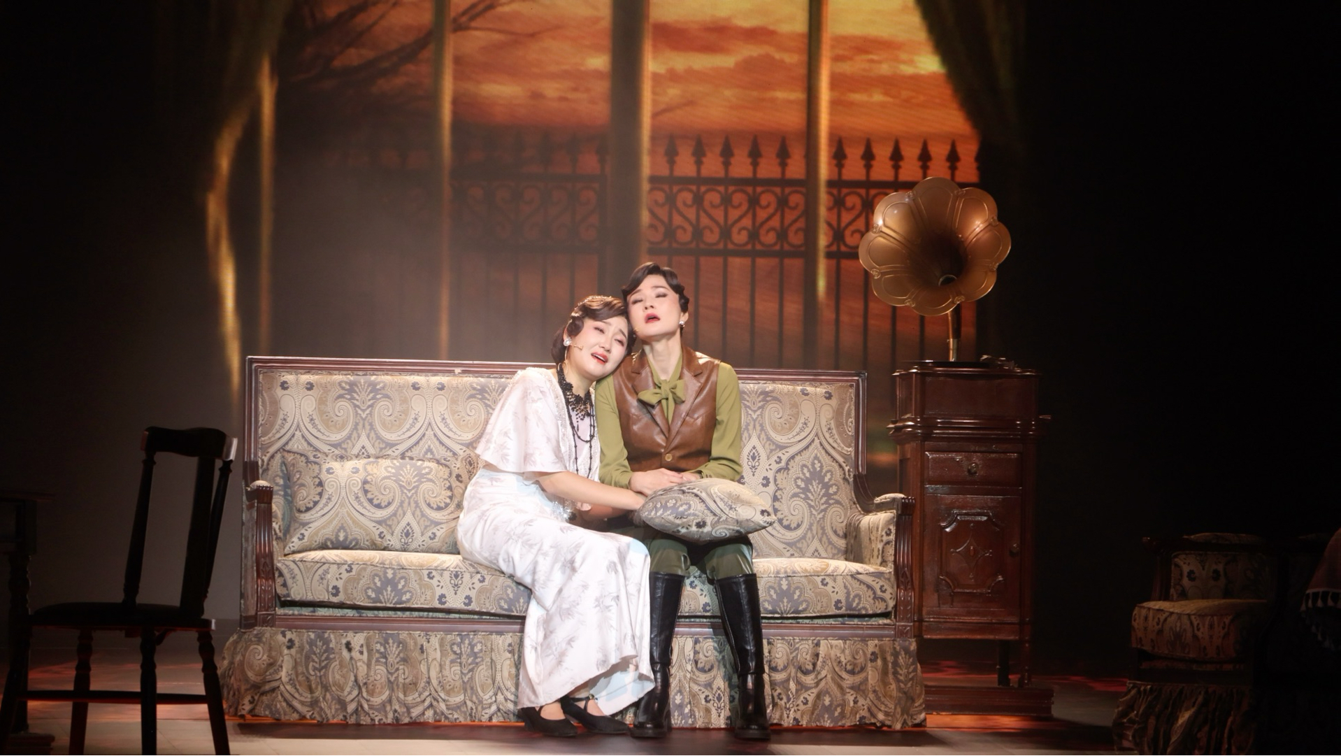 手心的温暖，融化寂寞的冰山