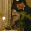 霸道小奶狗小舔舔太疯狂了，在黑色的深秋夜里，按着塔仁女朋友，就强亲热吻舌吻亲亲了，太疯狂了，太刺激了