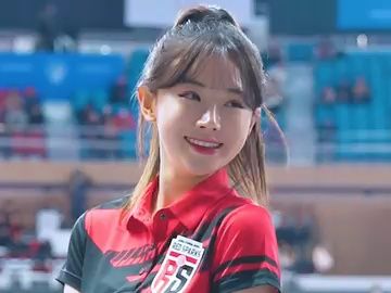 South Korean Cheerleader Beauty