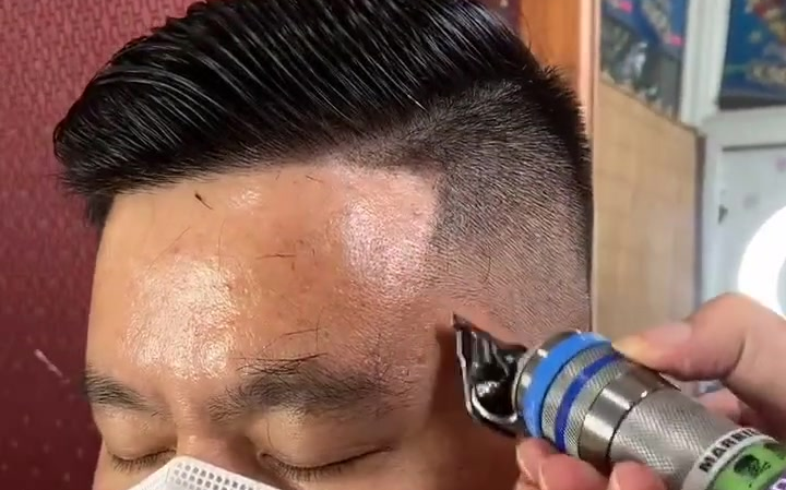 疫情在家理发 男士理发 零基础理发教程，适合在家剪的一款侧背头。