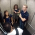 国外恶作剧，欢迎乘坐史上最尴尬的电梯！