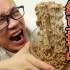 试吃外观恶心的日本纳豆，闻着臭看着像鼻涕，小伙能否招架得住？