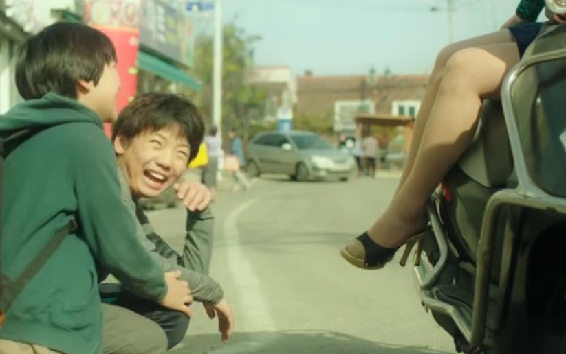 【越哥】时间静止后，全世界只有三个小男孩能动，他们开始为所欲为！