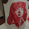 一杯光影，映出心中永不褪色的榜样
