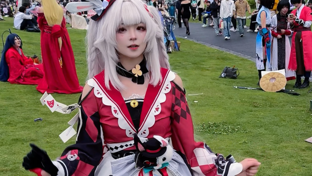 【火花cos】依旧火花花喵☆˶> x