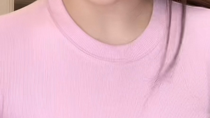 十元泥美 粉色紧身衣凸显好身材 录屏20250710-02