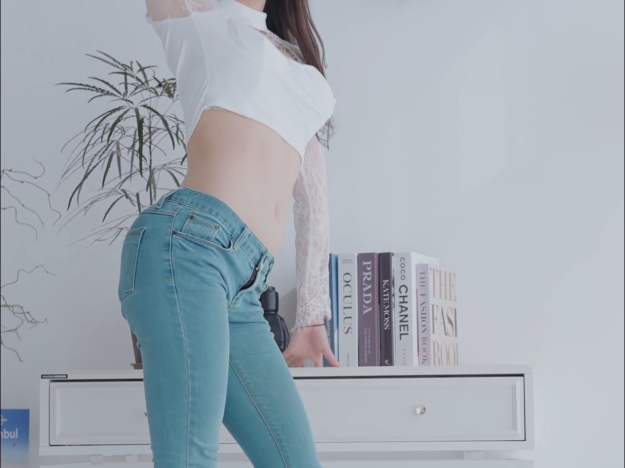 Miss ChoiApple's Pure Desire Style Jeans Outfit