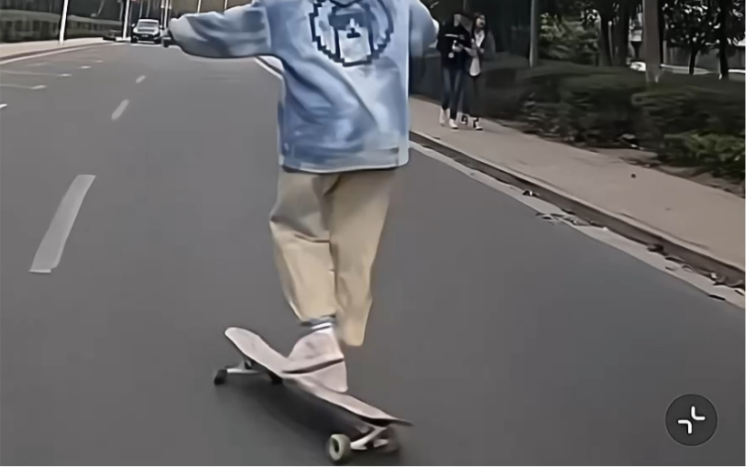 Happy skateboarding time ing ～