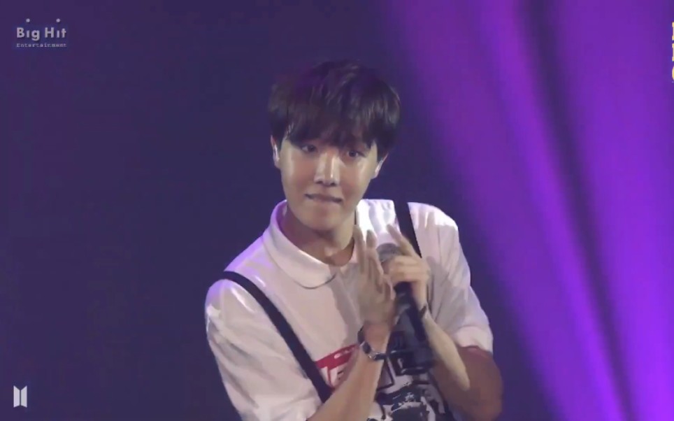 【BTS】Converse High 演唱会现场中字 比起天上的星星更想看你鞋子上的星星