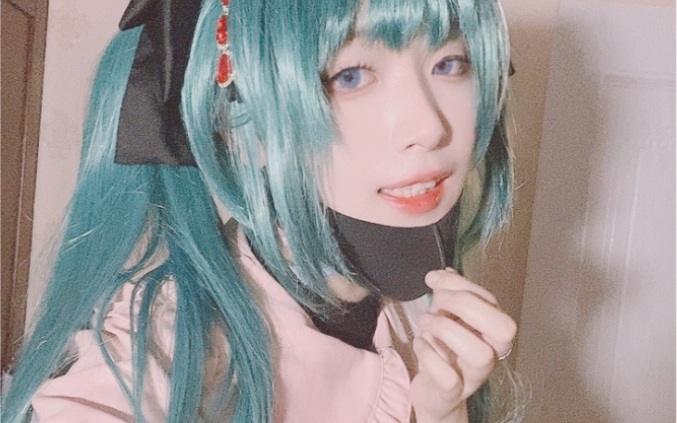 Hatsune Miku cos] I'm a vampire!