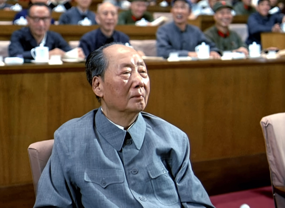 【1080P】老人家最后一次参加大会 “你们不走，我也不好走”