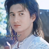 肆 意 潇 洒 狼 尾 少 年