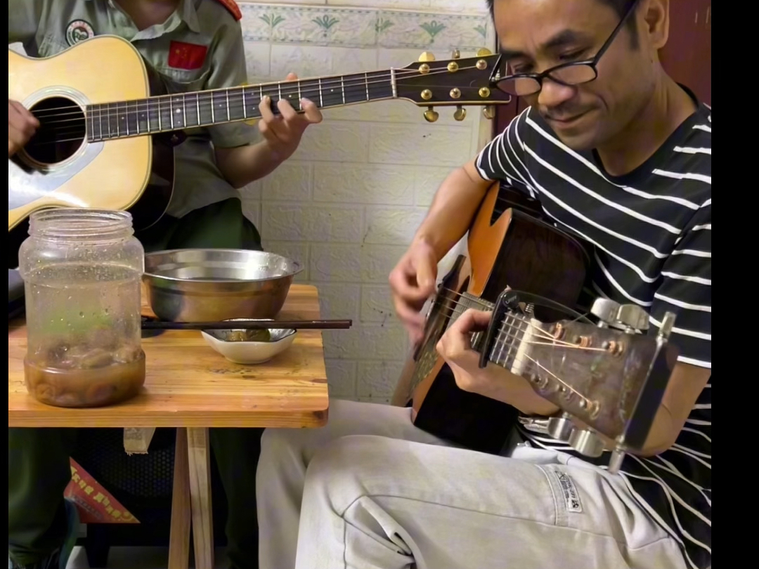 玩音乐可以谋生，但要吃很多苦