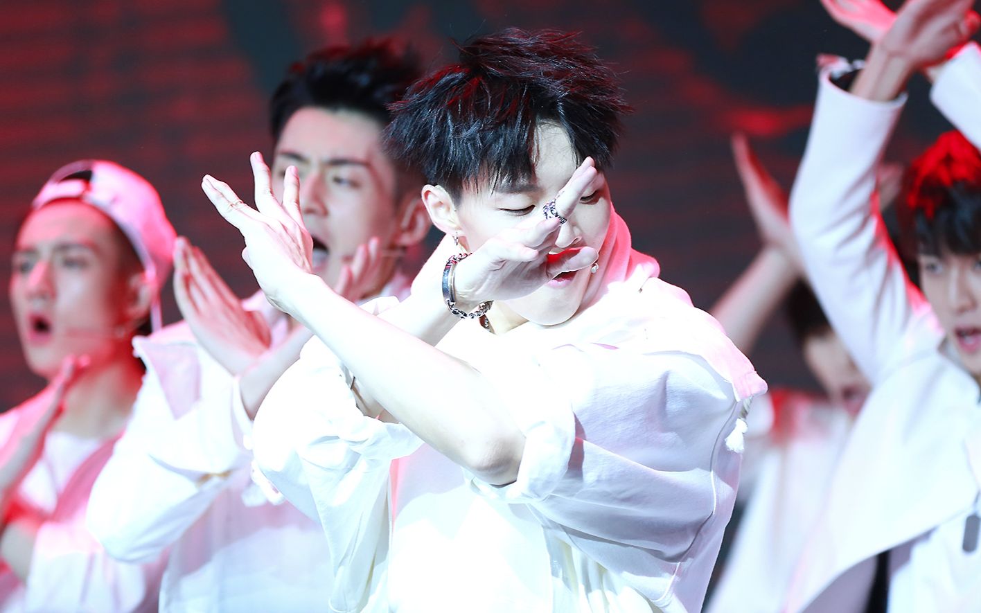 20160928 x玖少年团出道发布会 以己之名 陈泽希focus_哔哩哔哩_bili